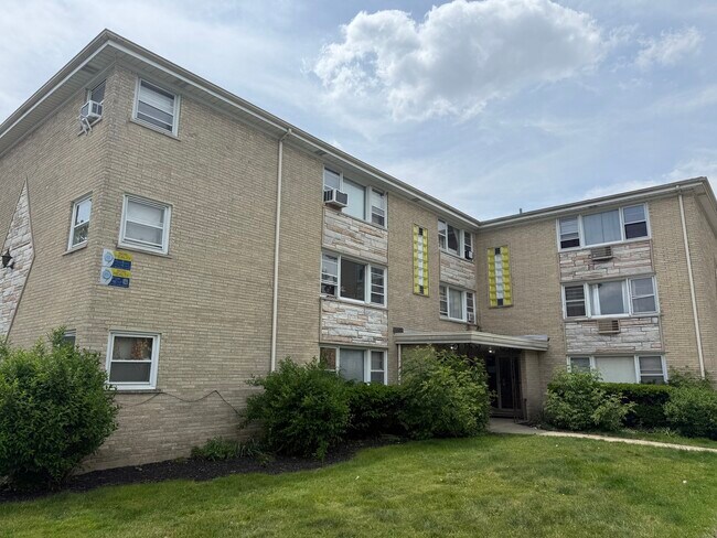 Foto del edificio - 3558 N Nagle Ave