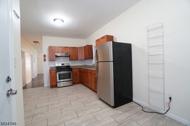Foto del edificio - 290 N 6th St