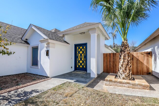 Building Photo - 418 Cinnamon Teal Loop