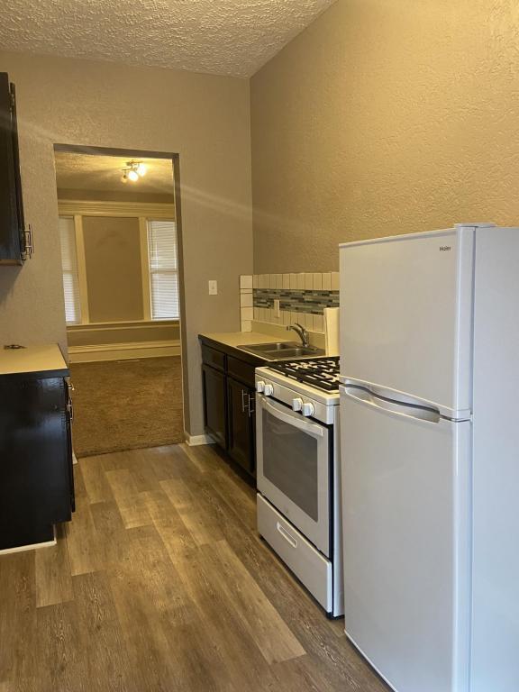 Foto principal - 305 First St #2