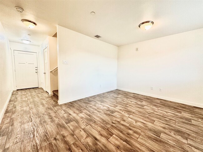 Foto del edificio - 21155 Gosling Rd