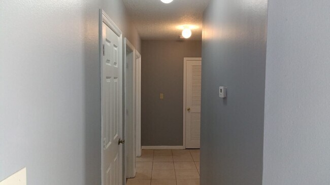 Foto del edificio - 3207 N 49th St