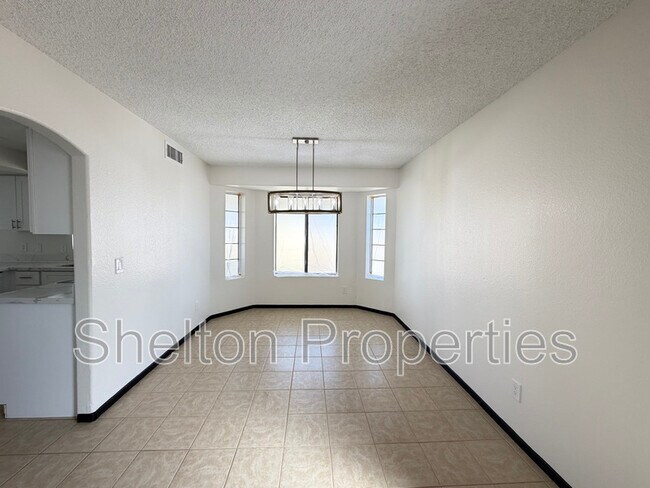 Foto del edificio - 5239 N 78th Dr