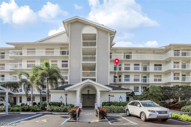 Foto del edificio - 340 Horse Creek Dr