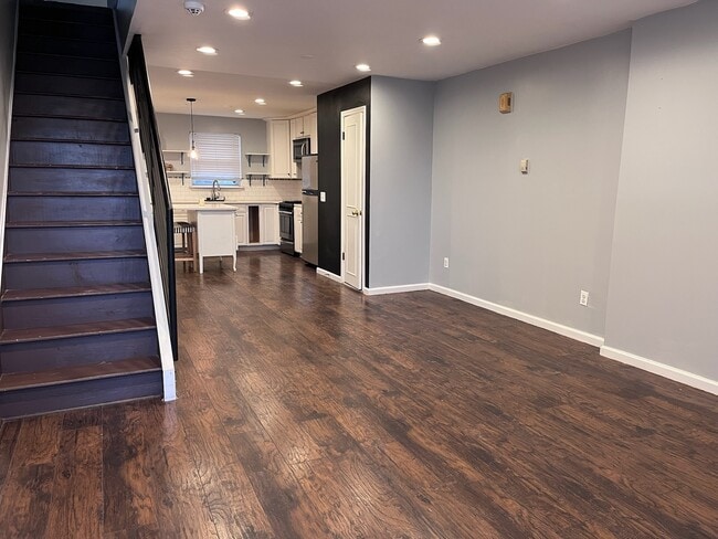 Building Photo - 3834 Parrish St