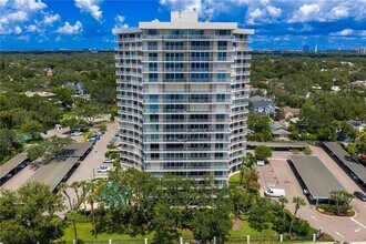 Building Photo - 2611 Bayshore Blvd
