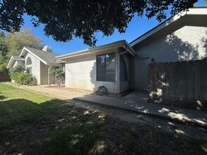 Building Photo - 1437 E Vassar Dr