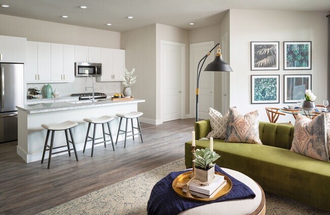 Foto del edificio - Move Smarter – Up to 2 Months Free + Low $99 Fees!