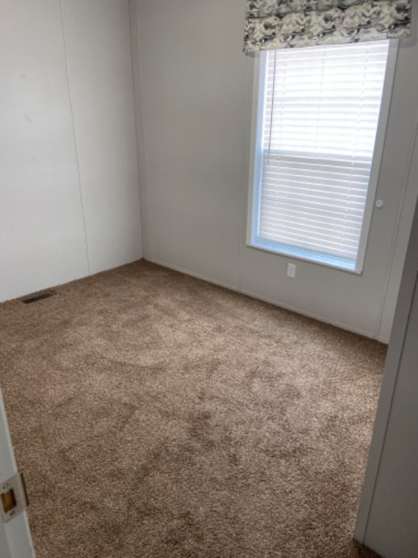 Foto del edificio - 9859 Shepherd Rd