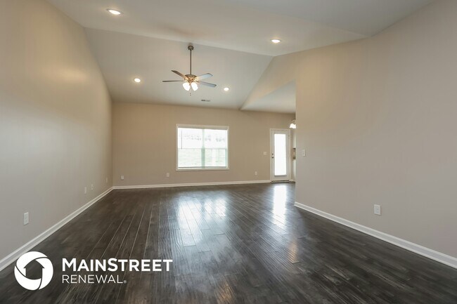 Building Photo - 728 Mitscher Dr