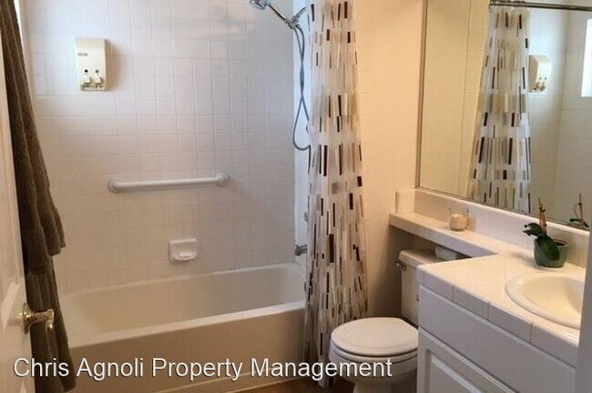 Building Photo - 2 br, 2.5 bath House - 81 Touran Ln