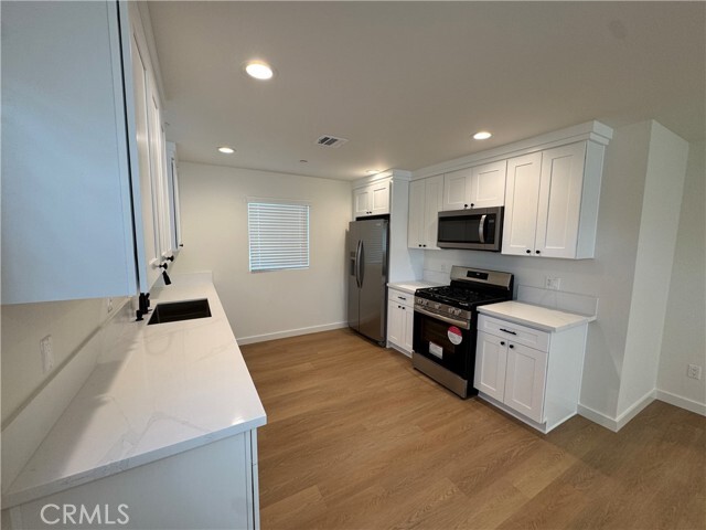 Building Photo - 15950 Tuba St