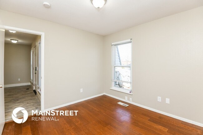 Foto del edificio - 10617 Dorothy Dr