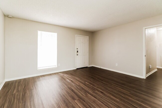 Foto del edificio - 7218 Wren Cir