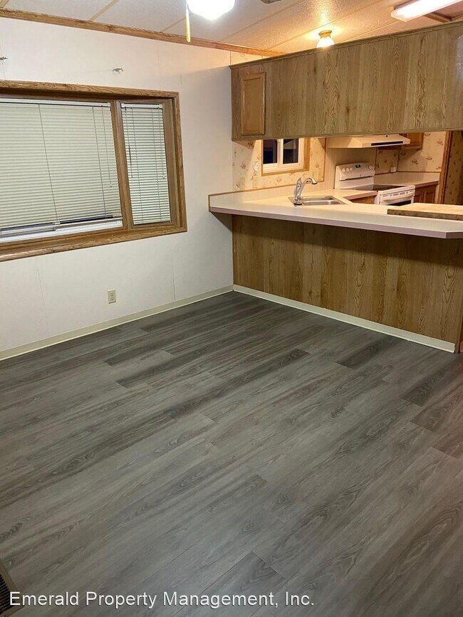 Building Photo - 3 br, 2 bath House - 2229 32nd St