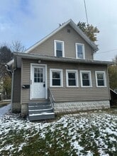 Building Photo - 549 Dayton St