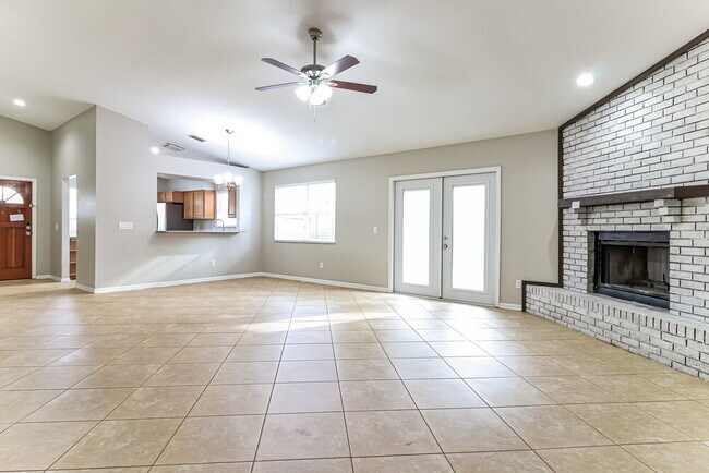 Foto del edificio - 11214 Elmfield Dr