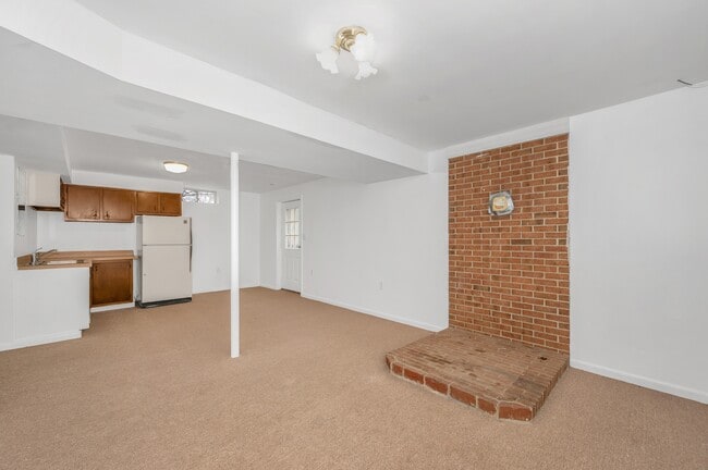 Building Photo - 1405 Conestoga Ct