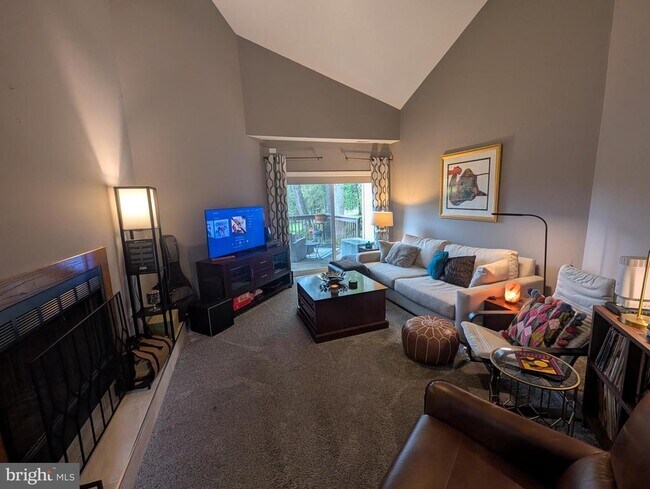 Foto del edificio - 3002 Courtside Rd