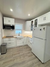 Building Photo - 29 Abbott St