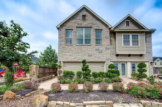Building Photo - 5554 Sallow Bay Ln