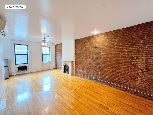 Foto del edificio - 650 10th Ave