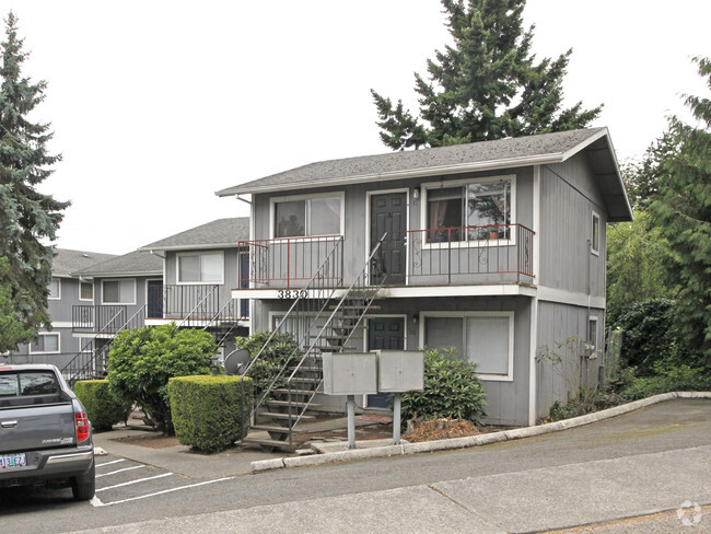 Crestwood Court Apartments Apartments - Portland, OR | Apartments.com