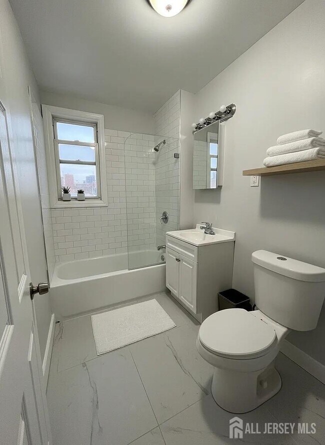 Foto del edificio - 417-419-419 S 14th St