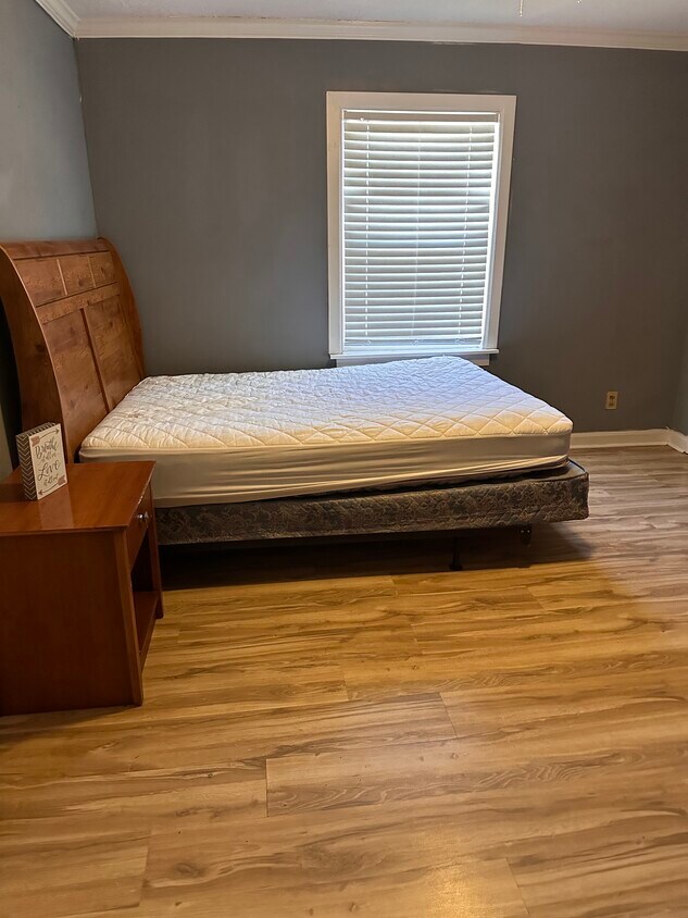 Foto del edificio - 613 McKinley Ave