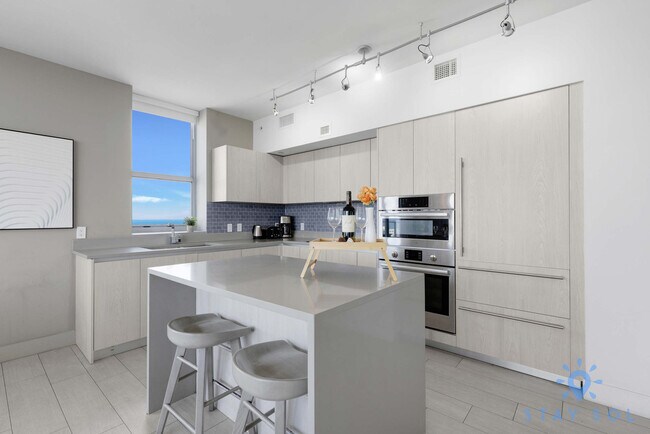 Foto del edificio - 4010 S Ocean Dr