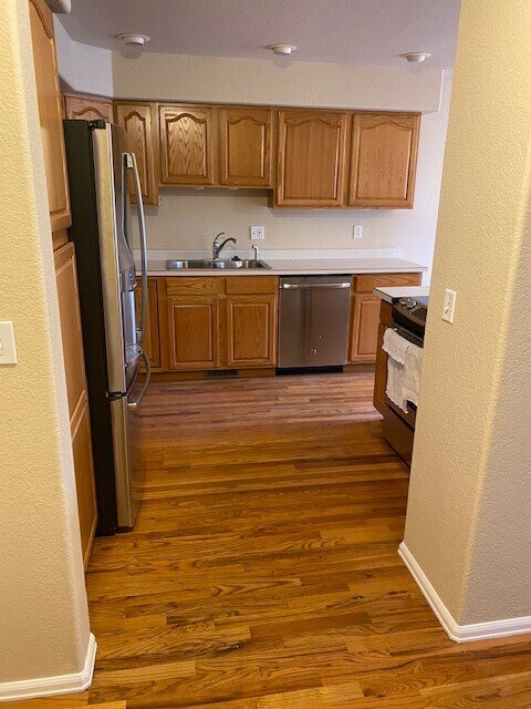 Kitchen - 6147 Pine Hill Dr