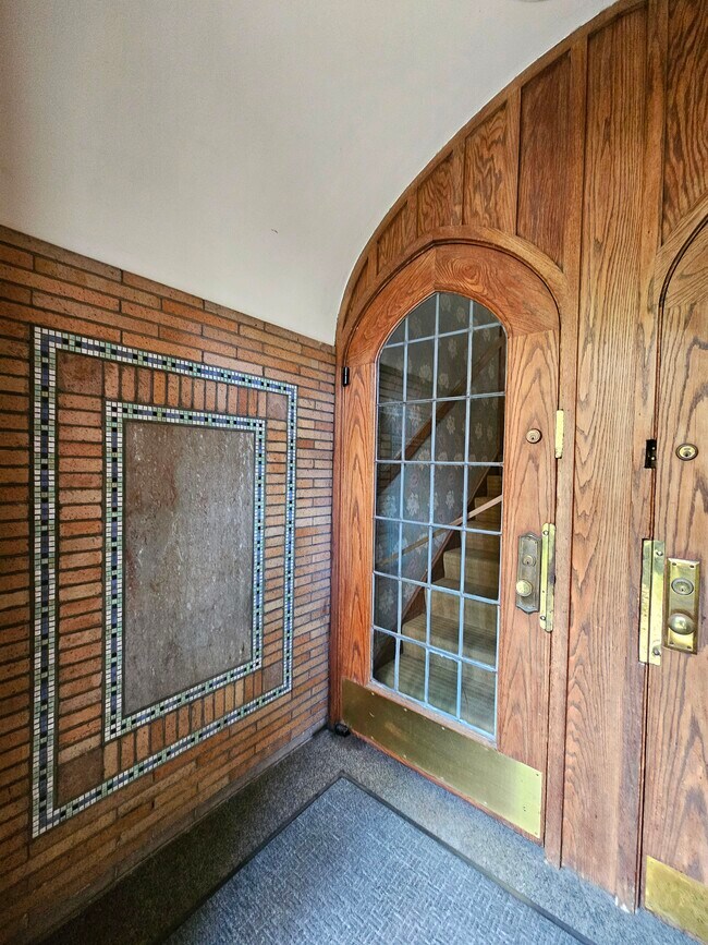 Foto del edificio - 5656 S Dorchester Ave