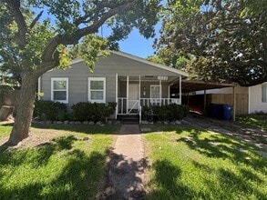 Building Photo - 1203 9th Ave N