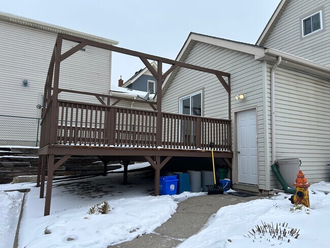 terrasse partagée avec le locataire du dessus - 22 Terrace Hill St