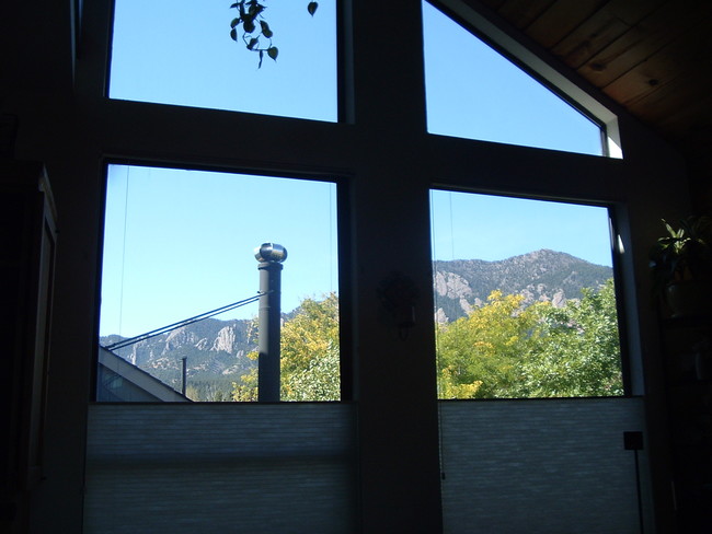 Foto del edificio - 3160 Redstone Ln
