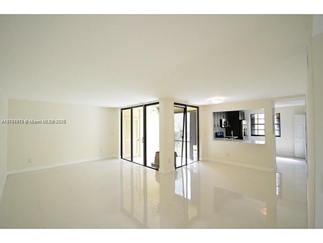 Foto del edificio - 3571 Magellan Cir