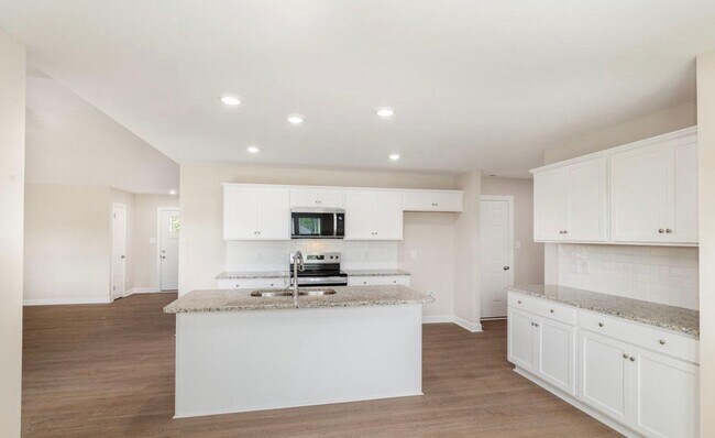 Foto del edificio - 210 Maxwell Farm Ln