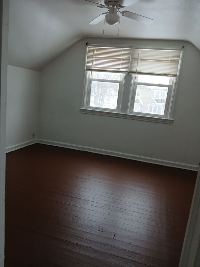 Foto del edificio - 426 Howard Ave