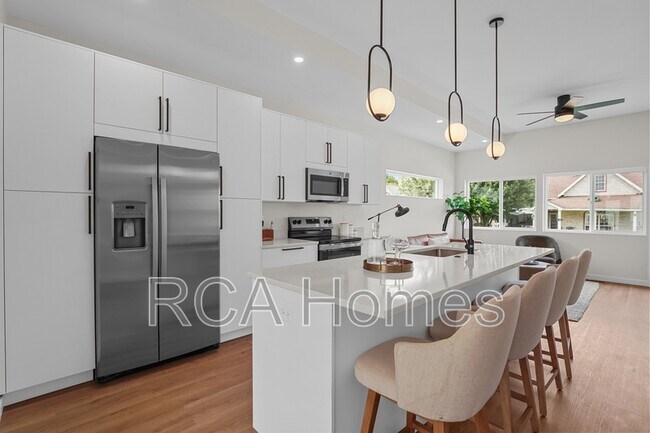 Building Photo - 43 Keystone Ave