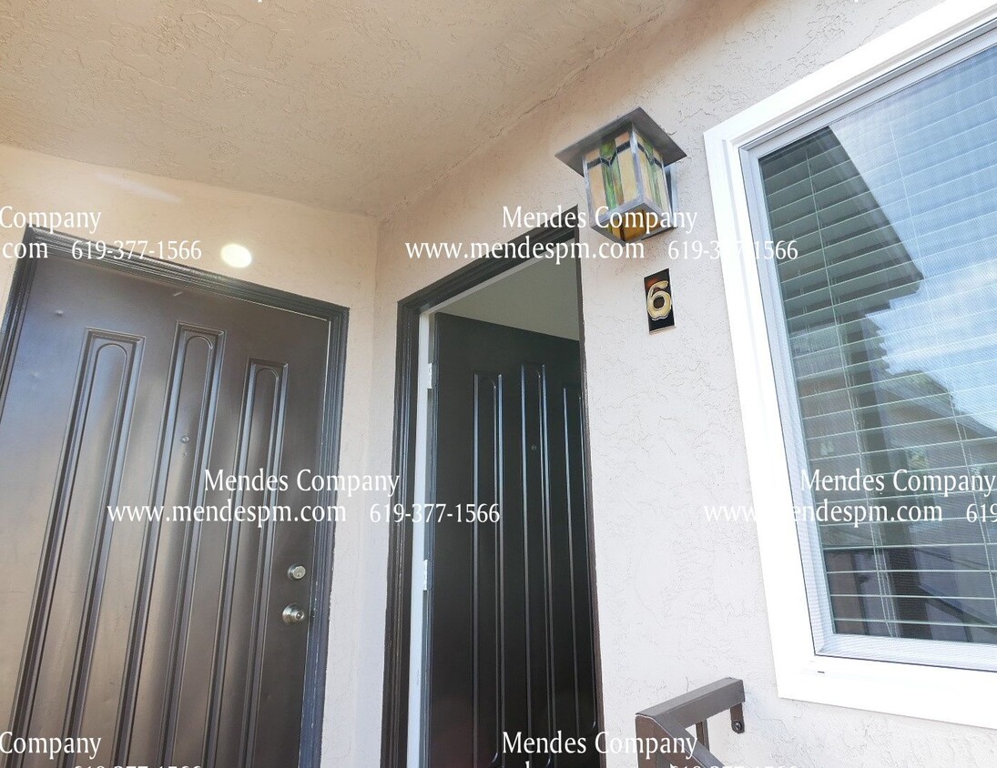 Primary Photo - Fantastic 2 bd/2 bth Apartment Home with P...