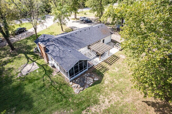 Foto del edificio - 502 N Strawn Rd