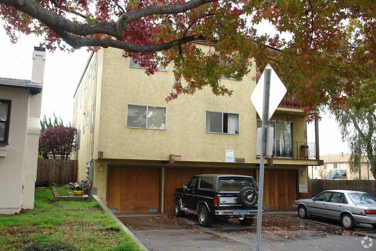 Primary Photo - 1310 Berkeley Way