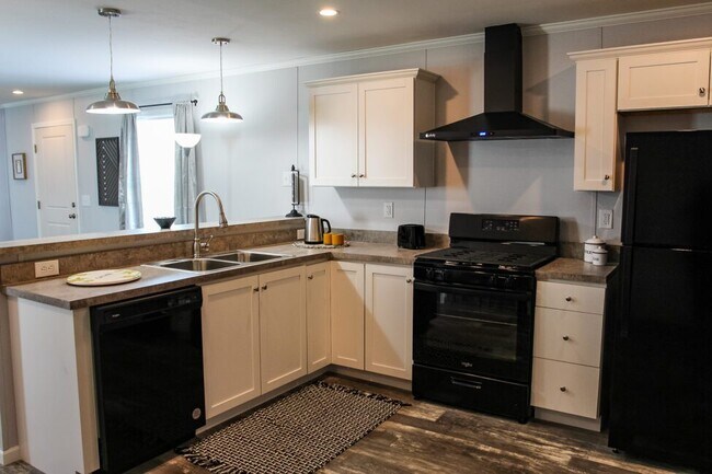 Foto del edificio - 123 Summit Rd