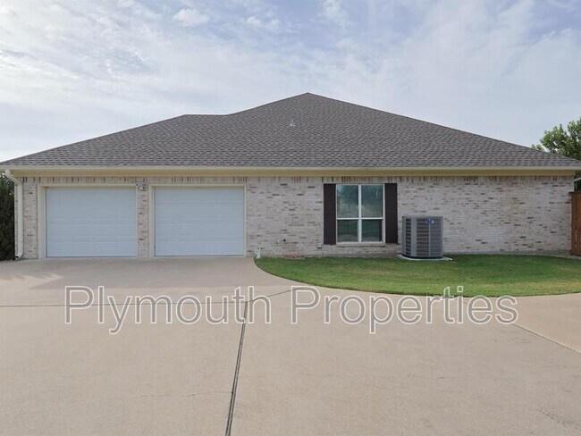 Foto del edificio - 4725 Stone Oak Drive