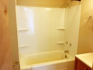 Foto del edificio - 4764 Warnock Ave