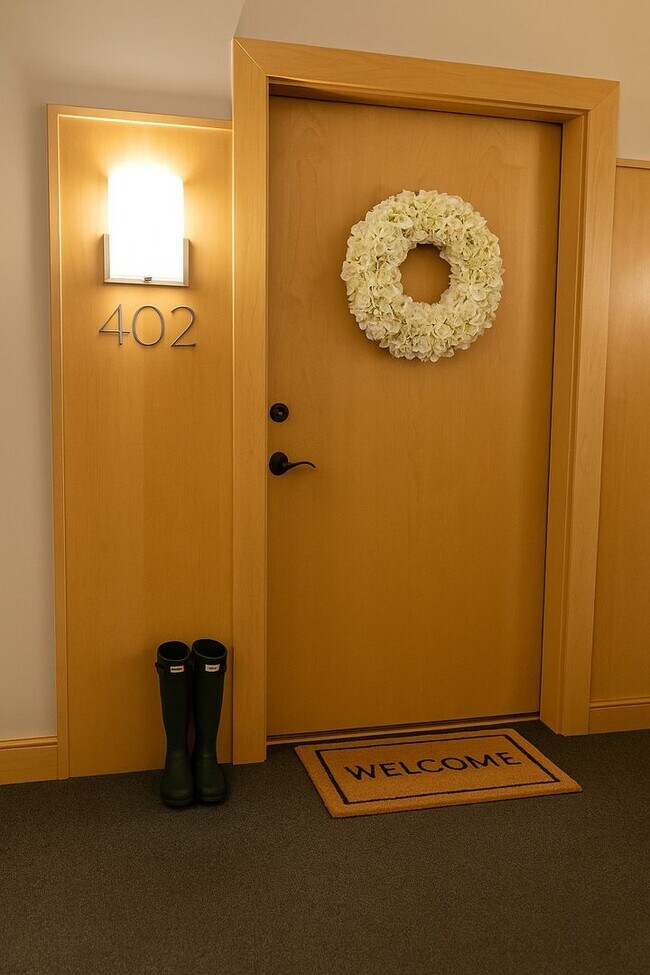 Building Photo - JANUARY MOVE-IN SPECIAL FOR QUALIFIED APPLICANTS - Absolutely Gorgeous 2 BR, 2 BA Condo Just Step...