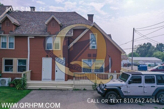 Building Photo - 803 S Mill St