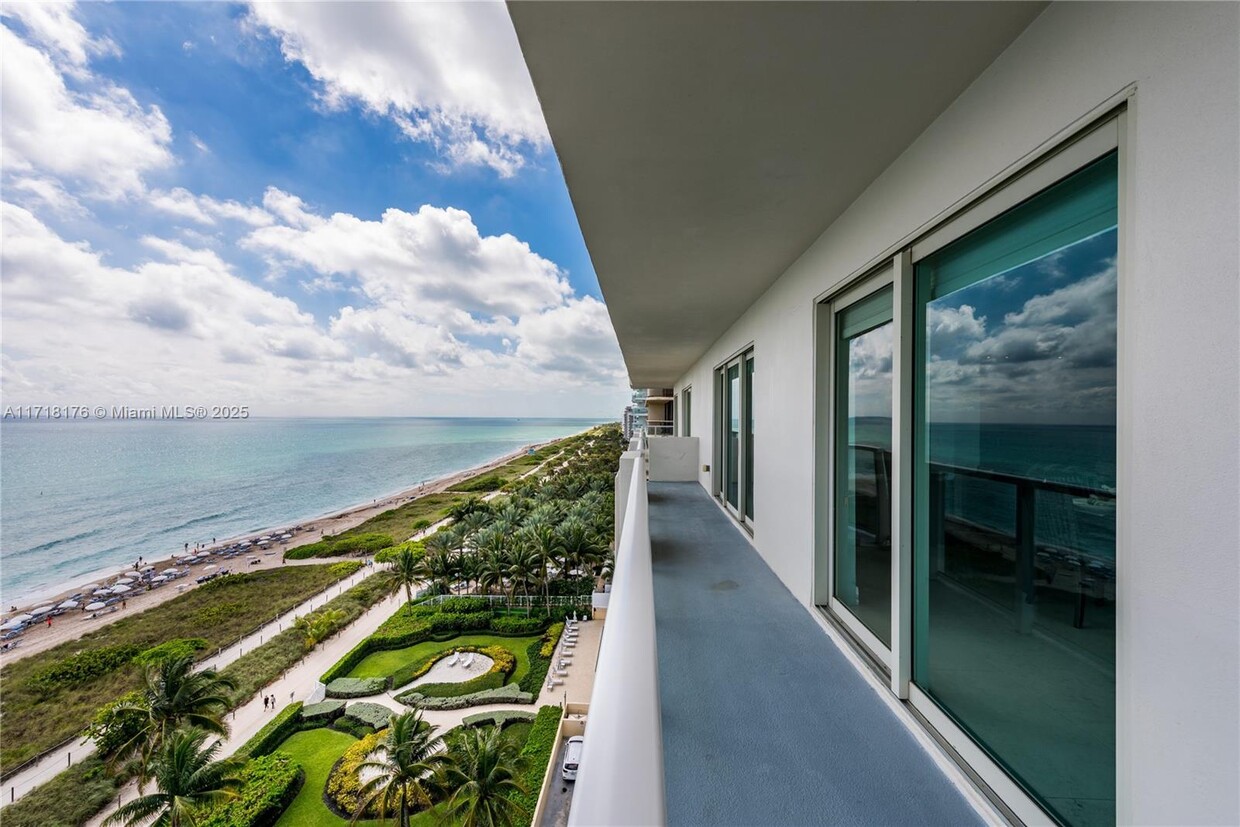 Foto principal - 9499 Collins Ave