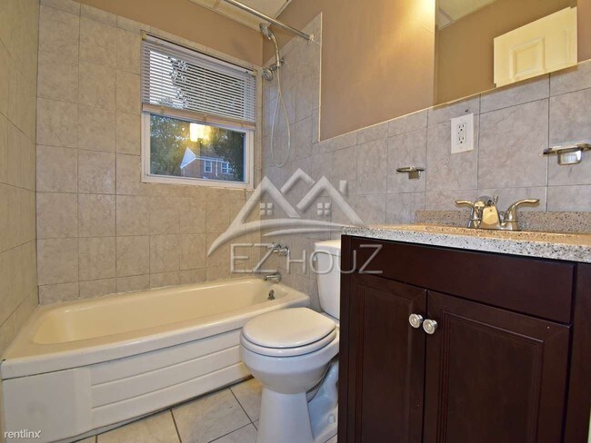 Foto del edificio - 6222 Chinquapin Pky