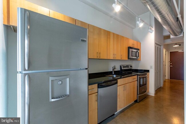 Foto del edificio - 412-26 S 13th St